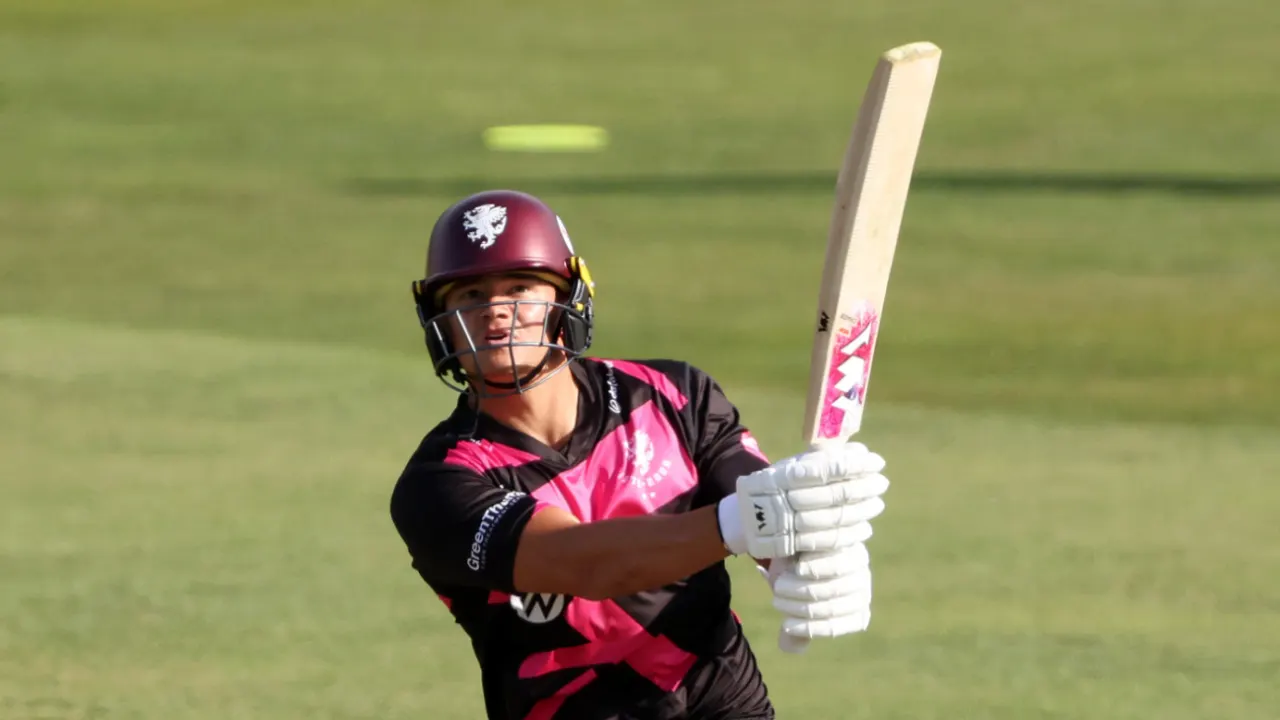 Smeed Stars as Somerset Cruise to Victory Over Essex in Vitality Blast