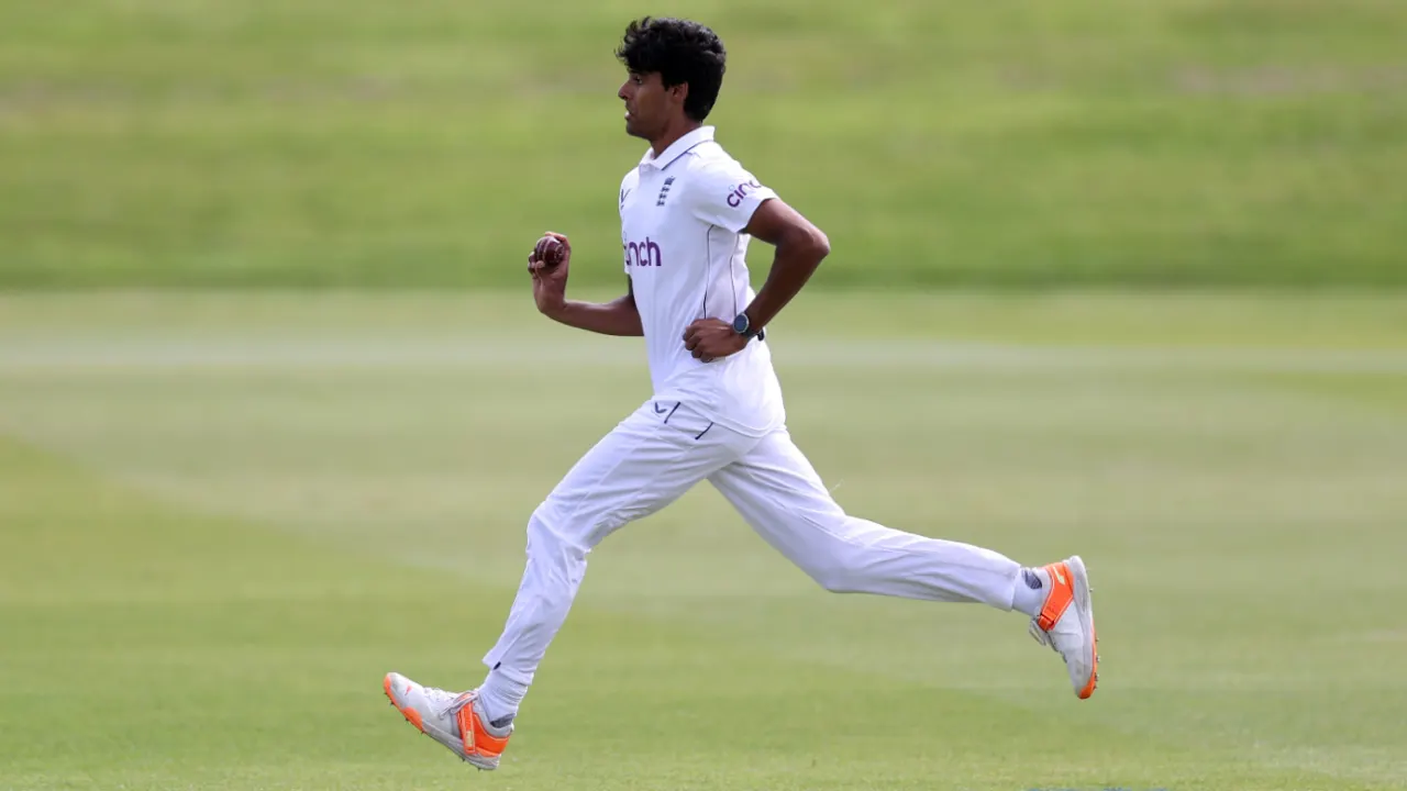 Middlesex Rookies Inspire Crushing Innings Victory Over Leaders Leicestershire