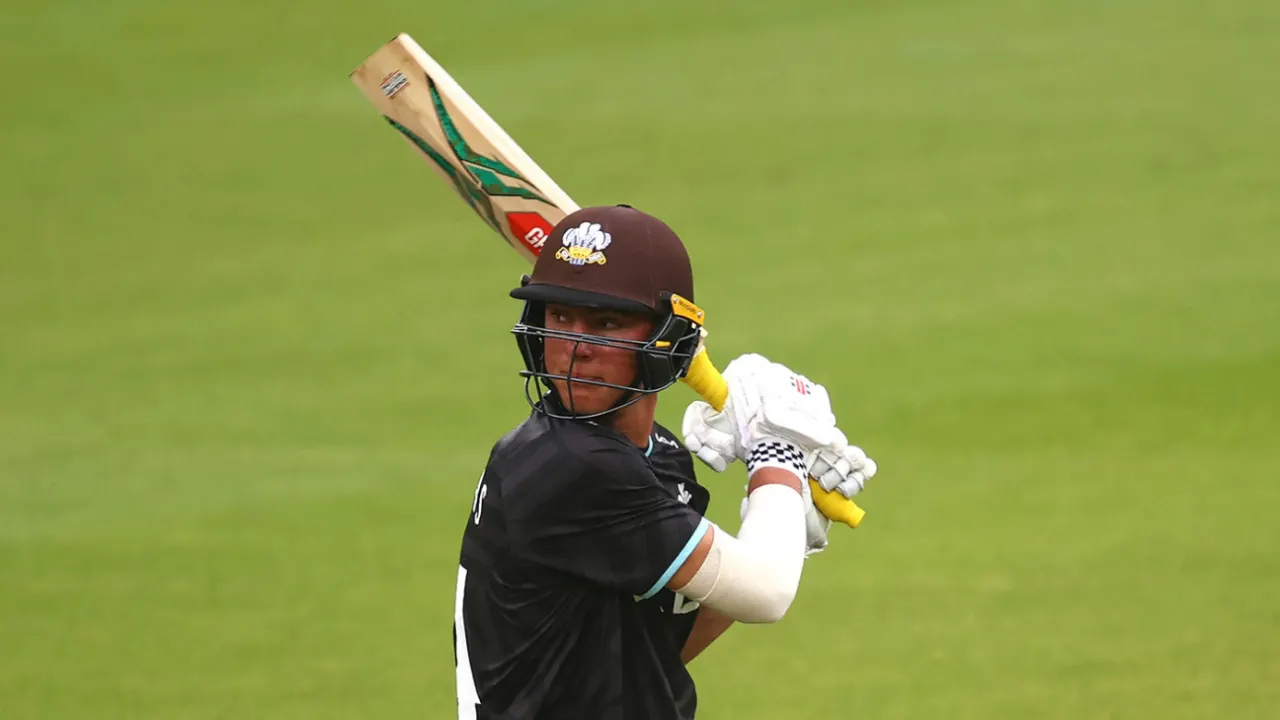 Thomas and Sykes Smash Records as Surrey Overpower Derbyshire in High-Scoring Thriller