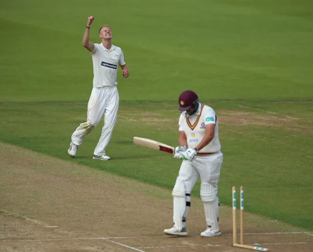 Chappell Leads the Charge as Derbyshire Enforce Follow-On Against Middlesex