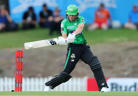 Thunder Blow Away Stars in Rain-Hit Clash, Leaving Finals Hopes in Jeopardy