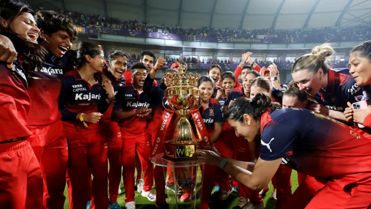 Mandhana Hails Bell’s Match-Winning Spell as RCB Clinch Second WPL Title