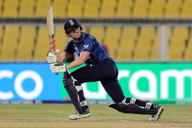 Controversial Reprieve Helps Knight Guide England to Victory Over Bangladesh