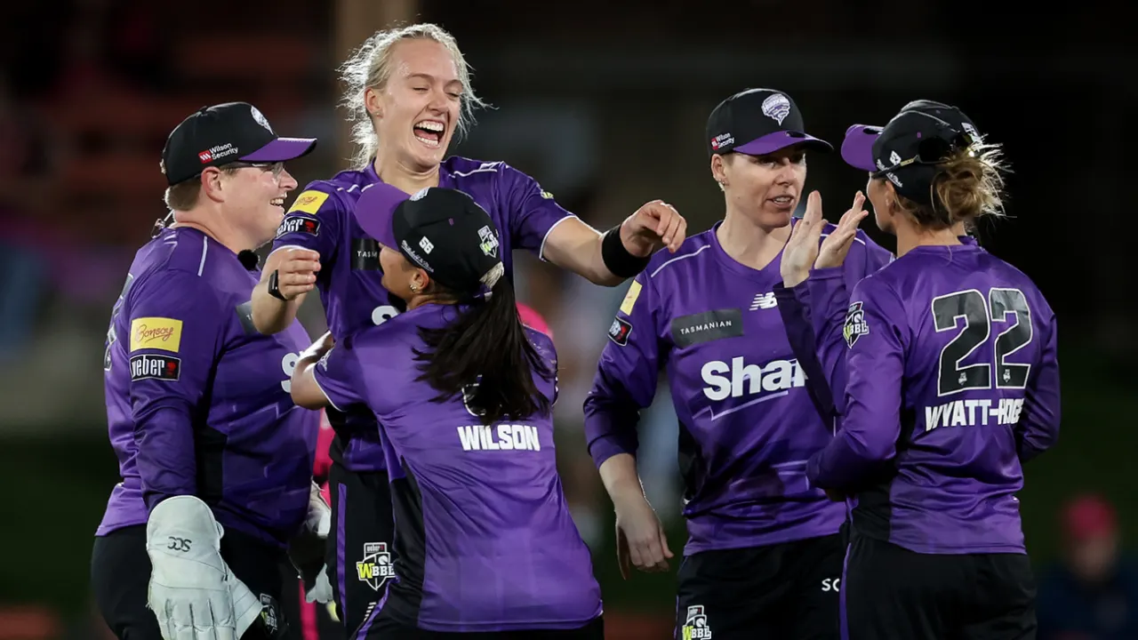 WBBL Match Abandoned After Heavy Roller Accident Damages Pitch