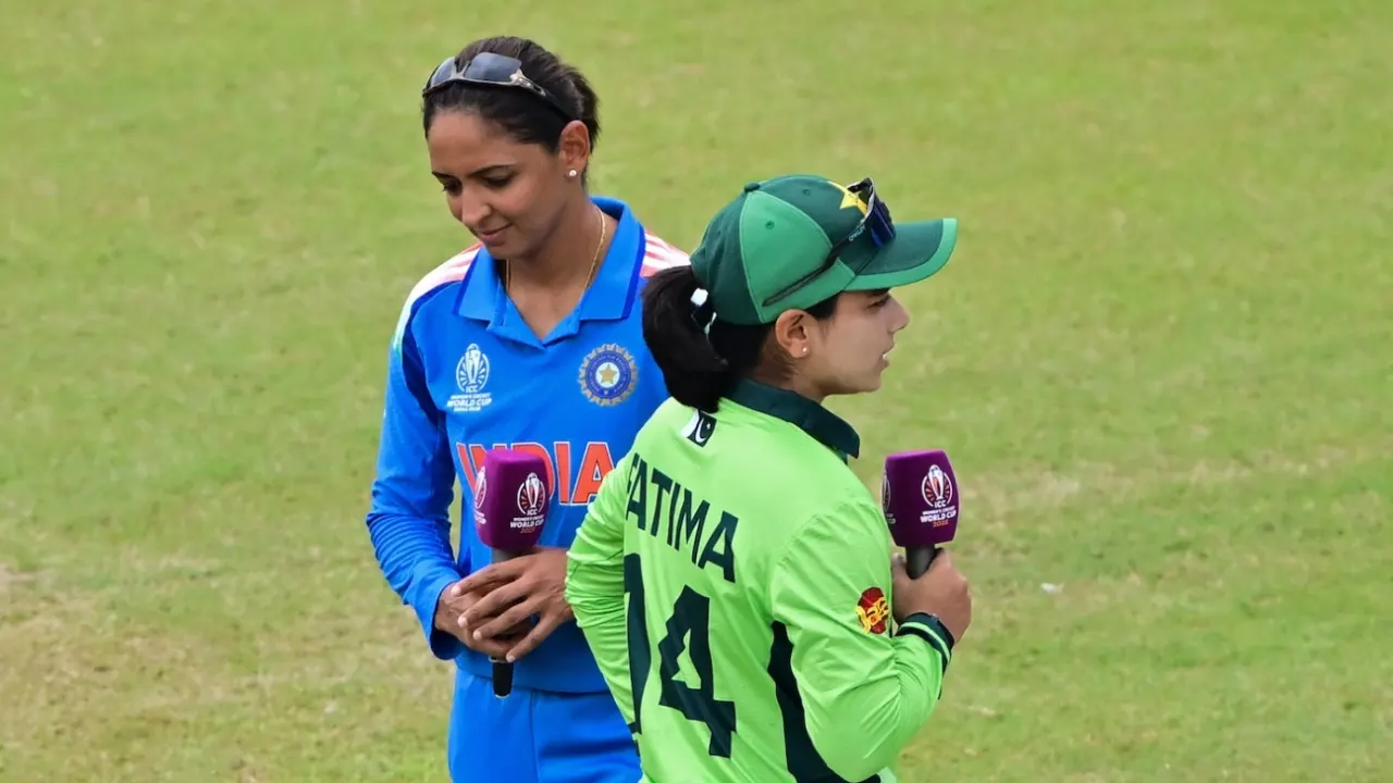 Pakistan Elect to Bowl First Against India in Women's ODI World Cup Clash in Colombo