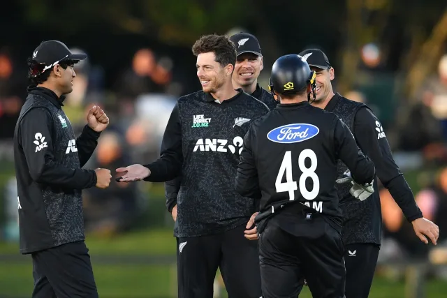 “It’s Out of Our Control”: Mitchell Santner Laments New Zealand’s Defeat, Awaits Semi-Final Fate