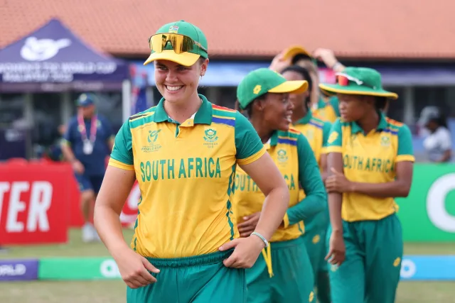 Debutant Kayla Reyneke’s Last-Ball Six Sinks Pakistan Despite Fatima Sana’s Blazing 90