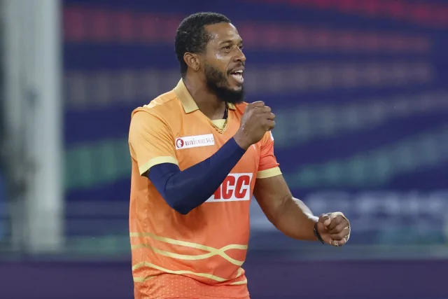 Jordan four-for, Chaudhary blitz power Hurricanes past Renegades