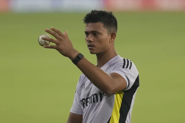 Yashasvi Jaiswal to Continue Playing for Mumbai in Domestic Cricket After Withdrawing Goa Move