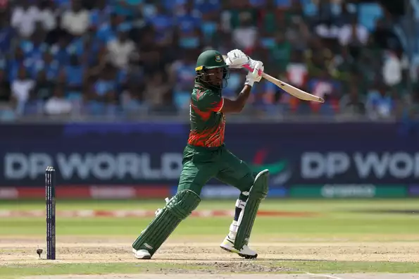 Phil Simmons Backs Under-Fire Jaker Ali Amid Form Slump