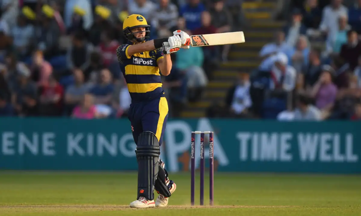 Donald’s Record-Breaking Blitz Propels Derbyshire to Vitality Blast Victory Over Yorkshire