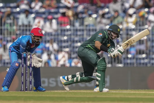 Imam-ul-Haq, Ben Cliff Star as Yorkshire Cruise to Victory Over Warwickshire in One-Day Cup Opener