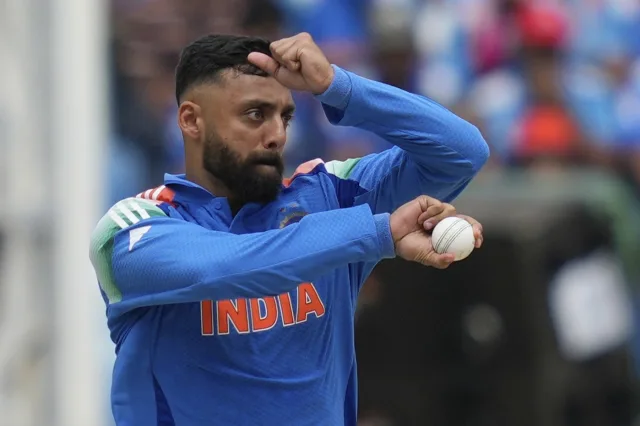 India Opt to Bowl in Asia Cup Opener Against UAE; Varun Chakravarthy Among Three Spinners Picked
