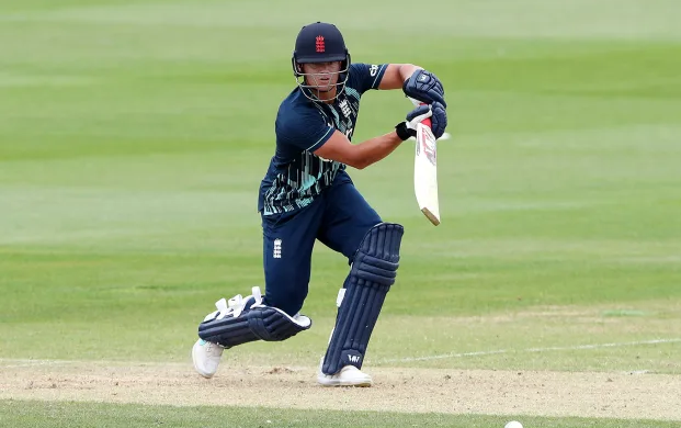 Somerset Crush Hampshire by Seven Wickets in Vitality Blast Opener