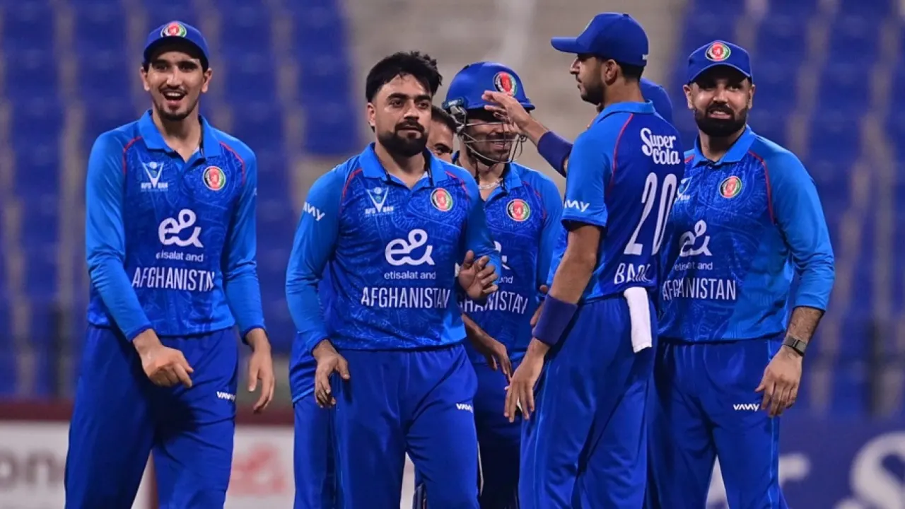 Mushtaq Ahmed Urges Bangladesh Batters to ‘Play the Ball, Not the Bowler’ After Rashid Khan Wrecks Middle Order