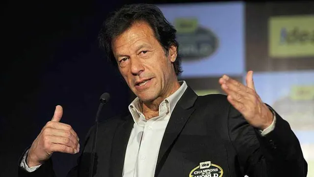 ‘Treat him with dignity’: Sunil Gavaskar, Greg Chappell among 14 former captains back Imran Khan