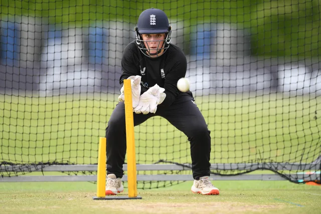 Lancashire Hold Nerve to Overcome Surrey in High-Scoring Clash at Beckenham