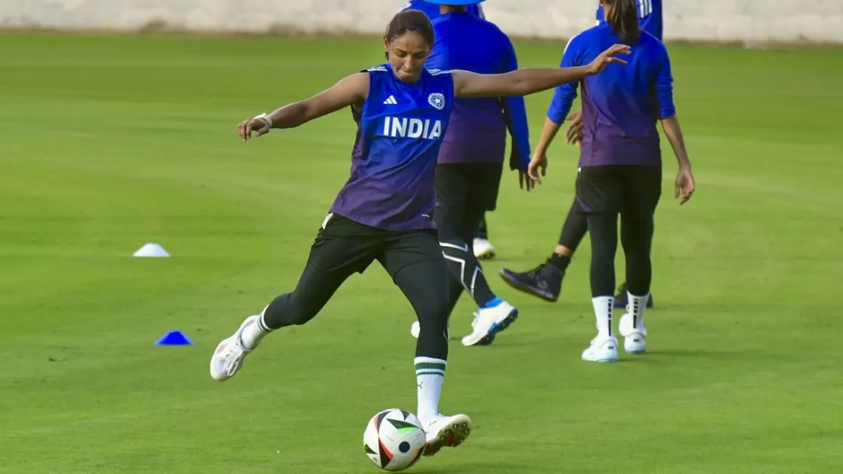 India Opt to Bat in Historic ODI Series Opener Against Australia in New Chandigarh