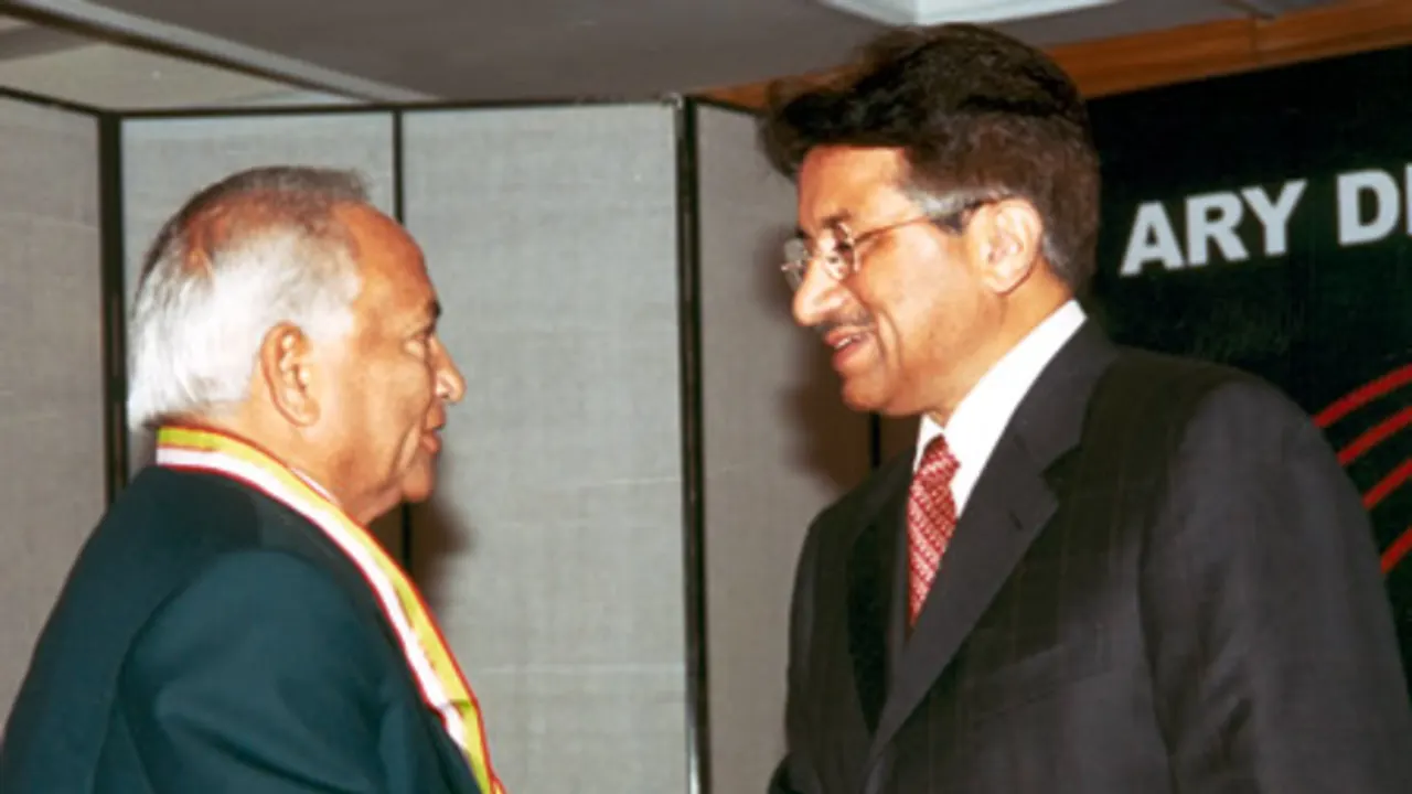 Former Pakistan Test Cricketer Wazir Mohammad Passes Away at 95