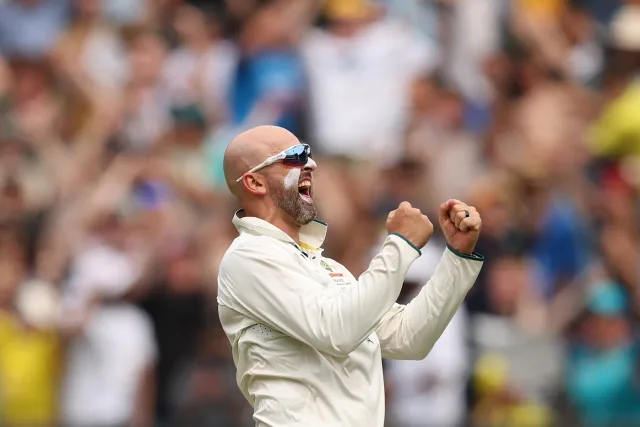 Australia Close in on Ashes as England Falter Again in Adelaide Heat