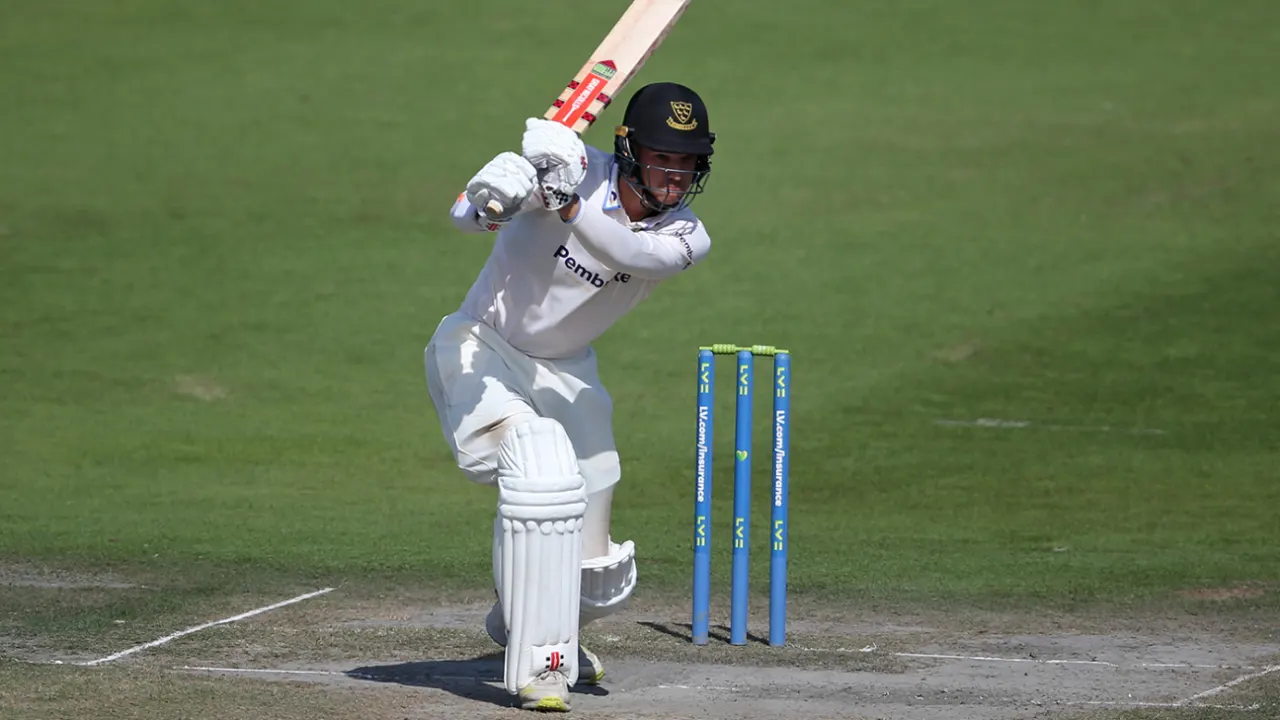 Tom Clark's Sensational 139 Guides Sussex to Nail-Biting One-Wicket Win Over Lancashire