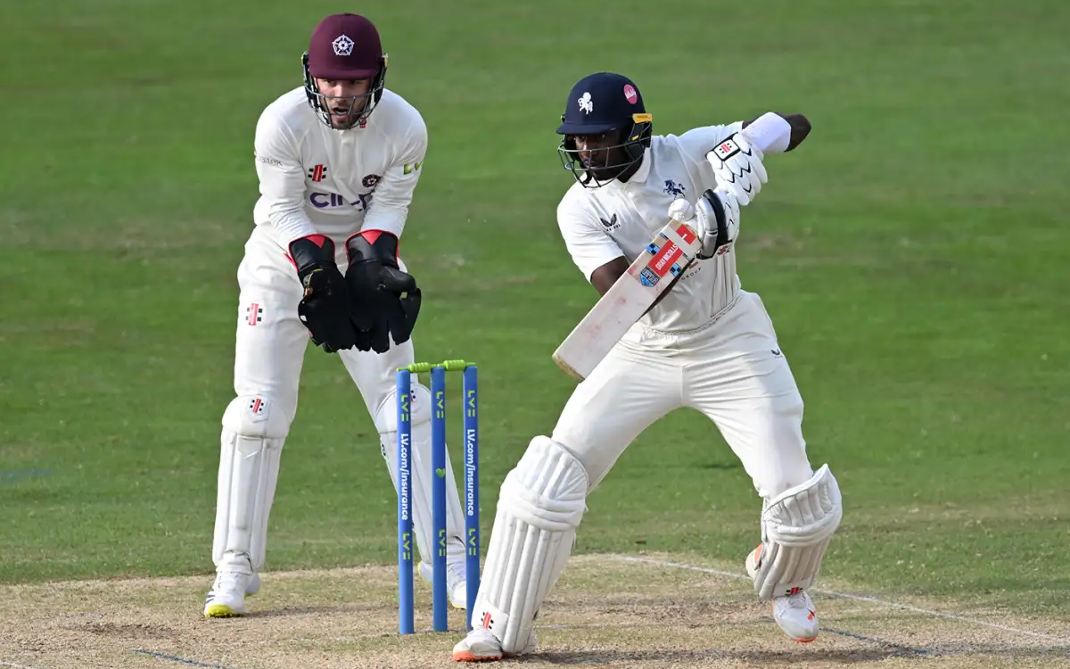 Tawanda Muyeye Century Seals Thrilling Kent Victory Over Gloucestershire