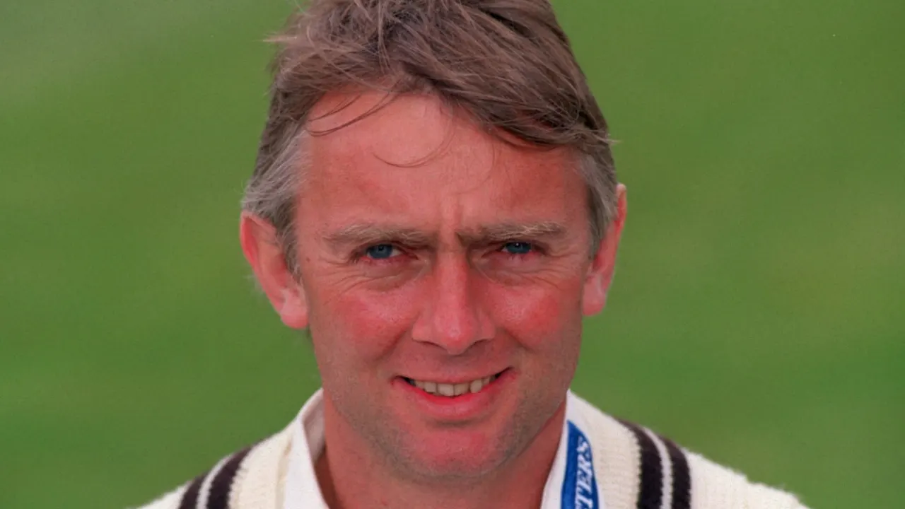 Former Sussex and England Seamer Tony Pigott Dies Aged 67